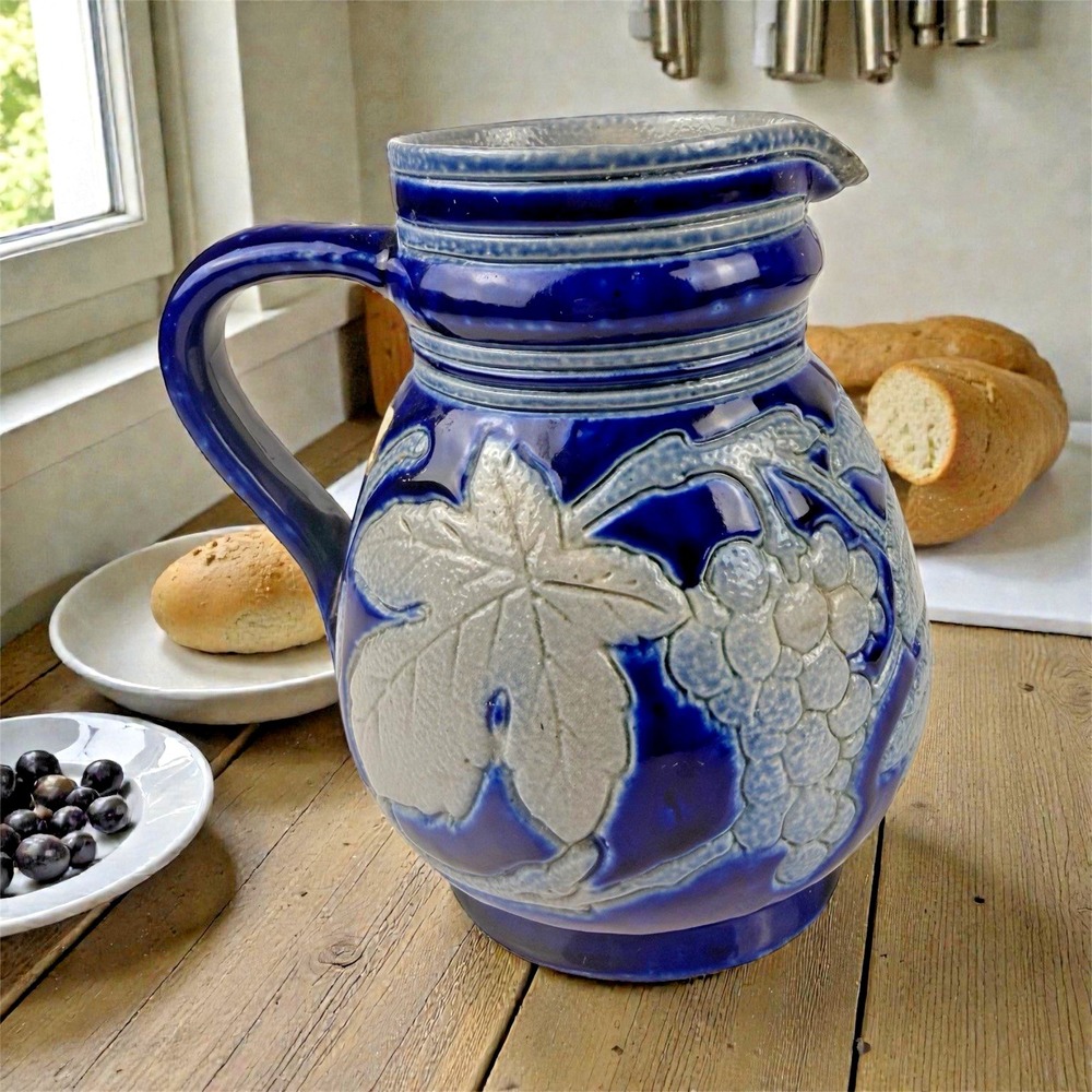 🇫🇷 Vintage Betschdorf R.E. Schmitt Salt Glaze Stoneware Pitcher‎ Grapes 1/2L